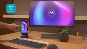 Motorola Ready For now supports wireless streaming to TVs and monitors