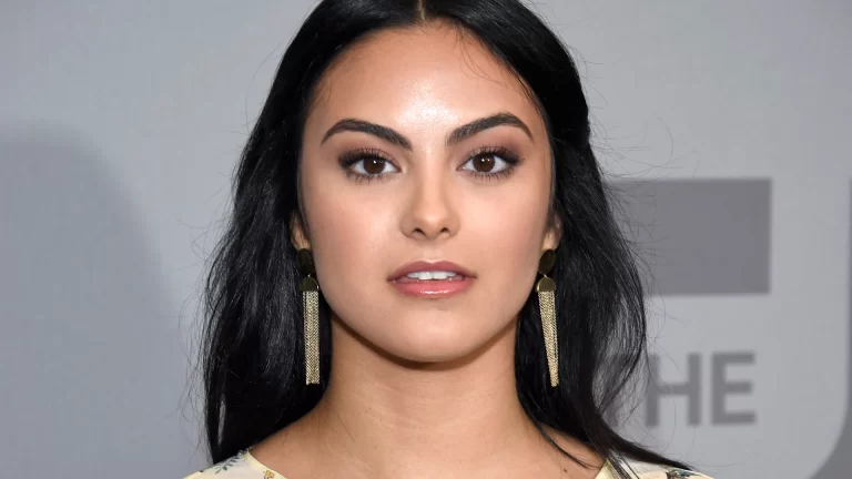 Camila Carraro Mendes American actress Wiki ,Bio, Profile, Unknown Facts and Family Details revealed